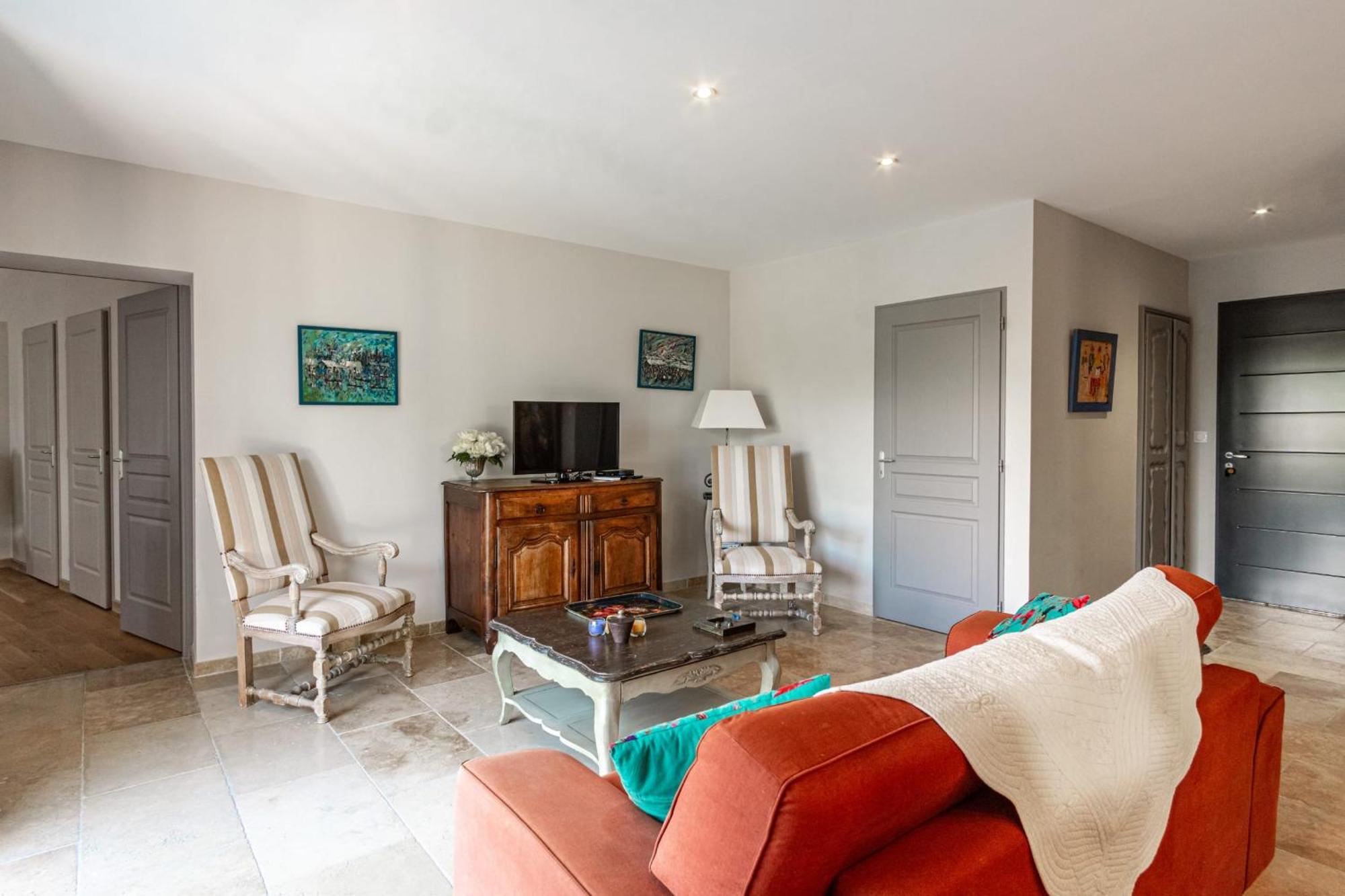 La Verdiere - Contemporary House With Garden And Private Pool リル・シュル・ラ・ソルギュ エクステリア 写真